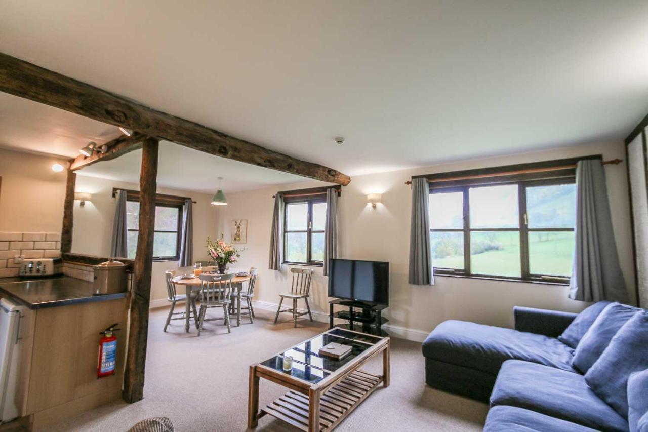 Lake Cottages At Cwm Chwefru Llanafan-fawr Luaran gambar