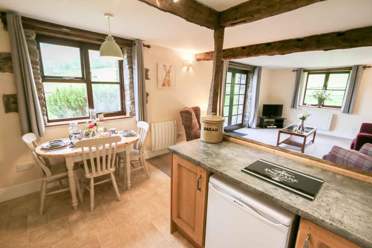Lake Cottages At Cwm Chwefru Llanafan-fawr Luaran gambar