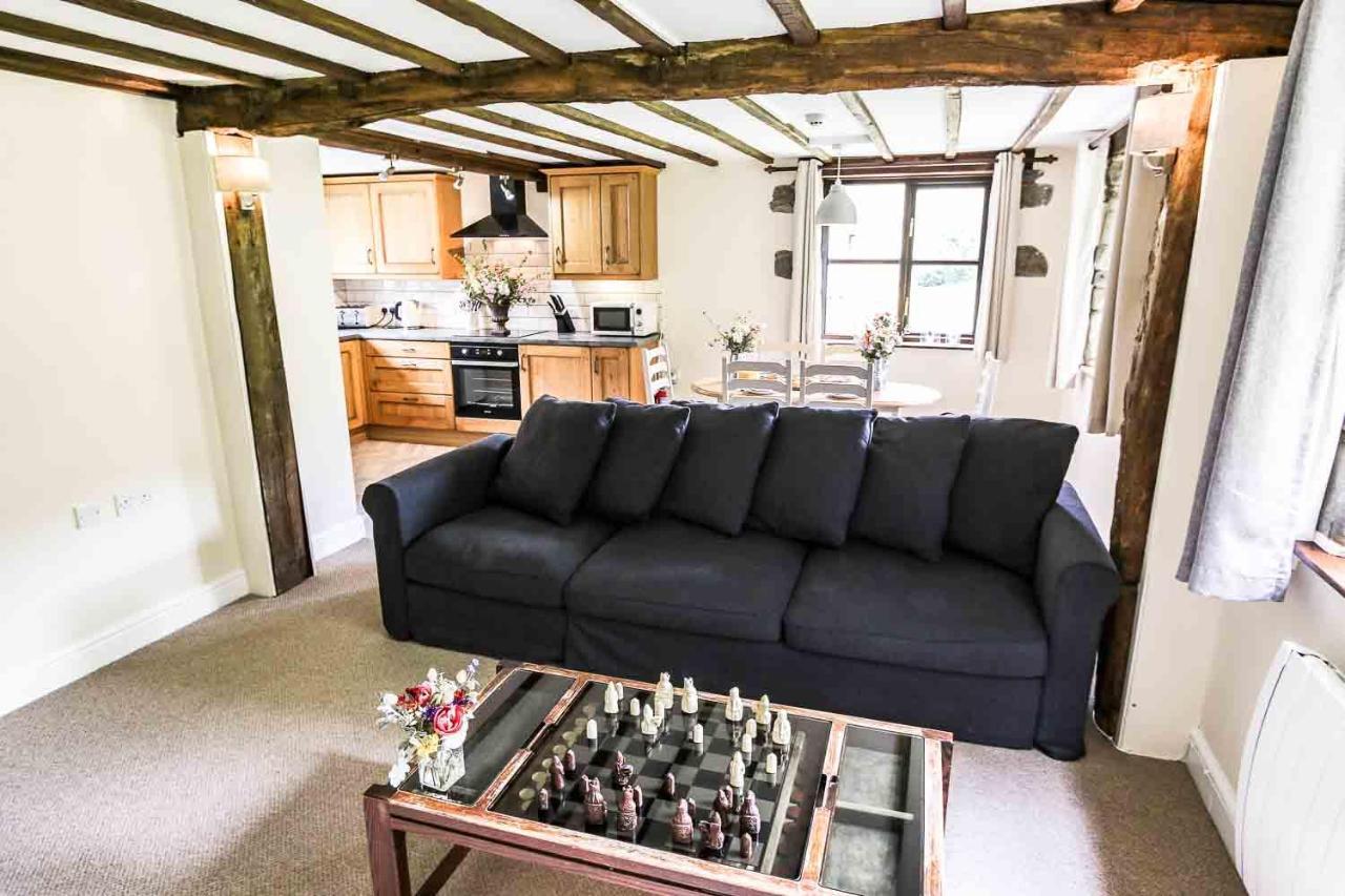 Lake Cottages At Cwm Chwefru Llanafan-fawr Luaran gambar